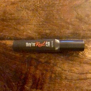 Benefit They’re Real Double The Lip- Pink Thrills